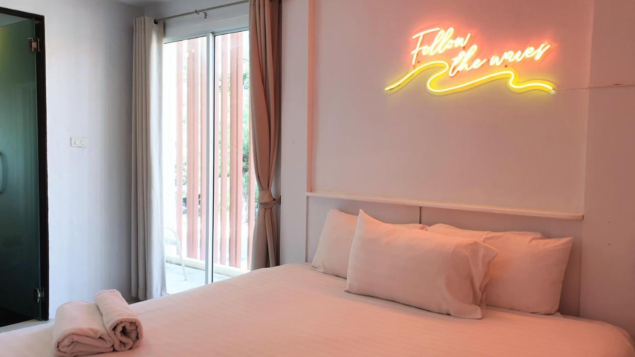Hotel Goodnight Cha Am Minitel Petchaburi Esterno foto