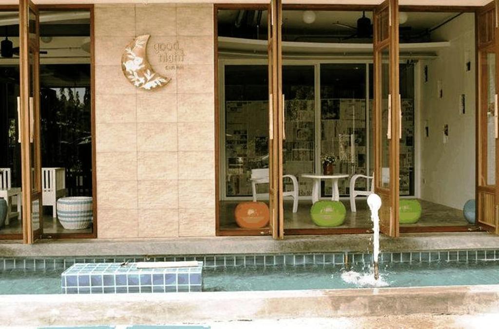 Hotel Goodnight Cha Am Minitel Petchaburi Esterno foto